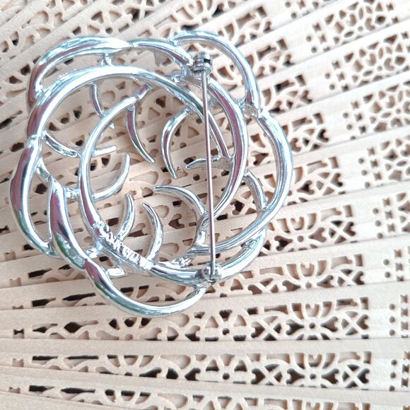 Unique Brooch For SAle Today - Picture 7 of 10